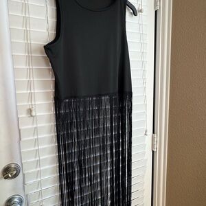 Black Fringe 1X Top
